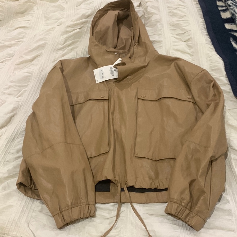 Zara women’s XS-S water repellent brown jacket